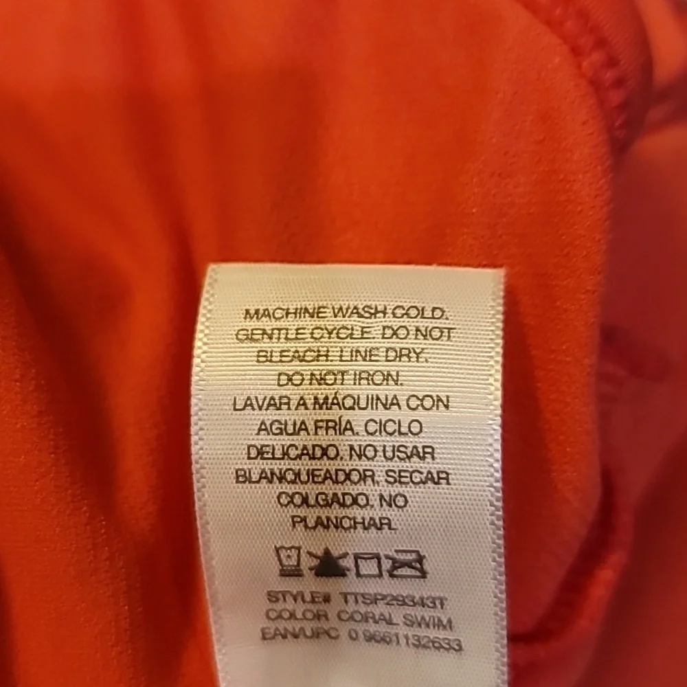 Time & Tru 2X swim top w lightly padded built-in bra dark salmon color summer